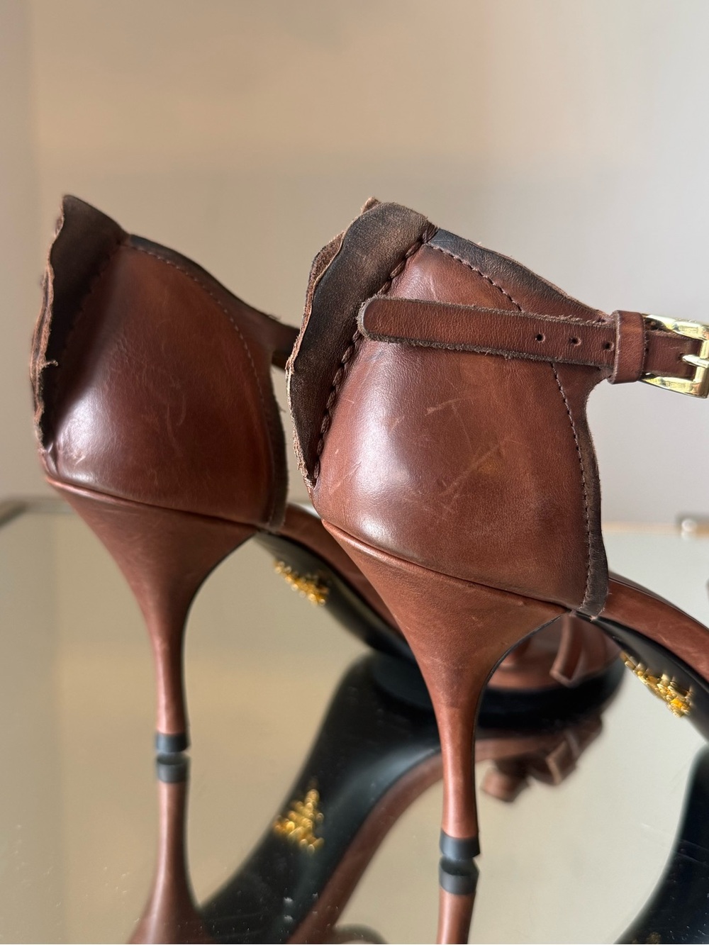 Prada 85mm Distressed Leather Bow Sandals $1,320 38 - Picture 10 of 15